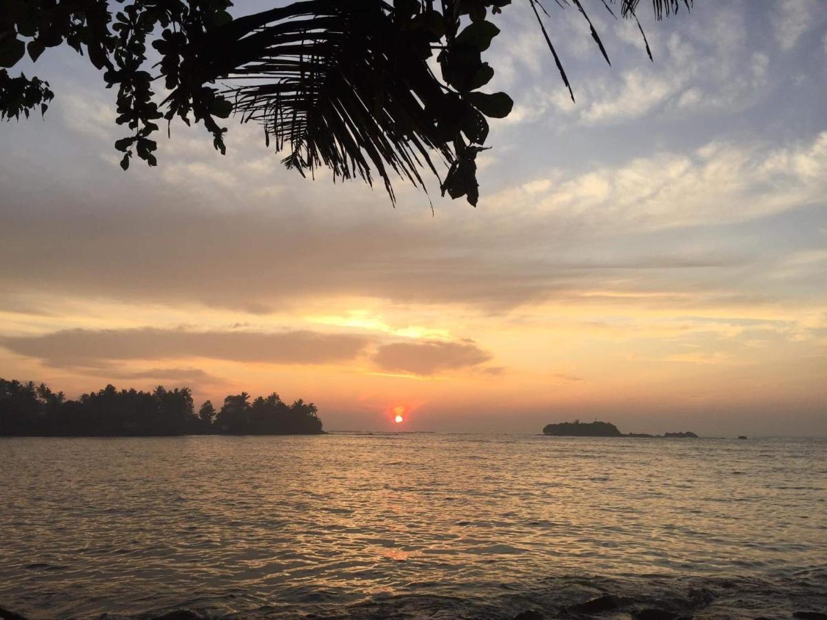 Miracle ocean Villa Matara Exteriör bild